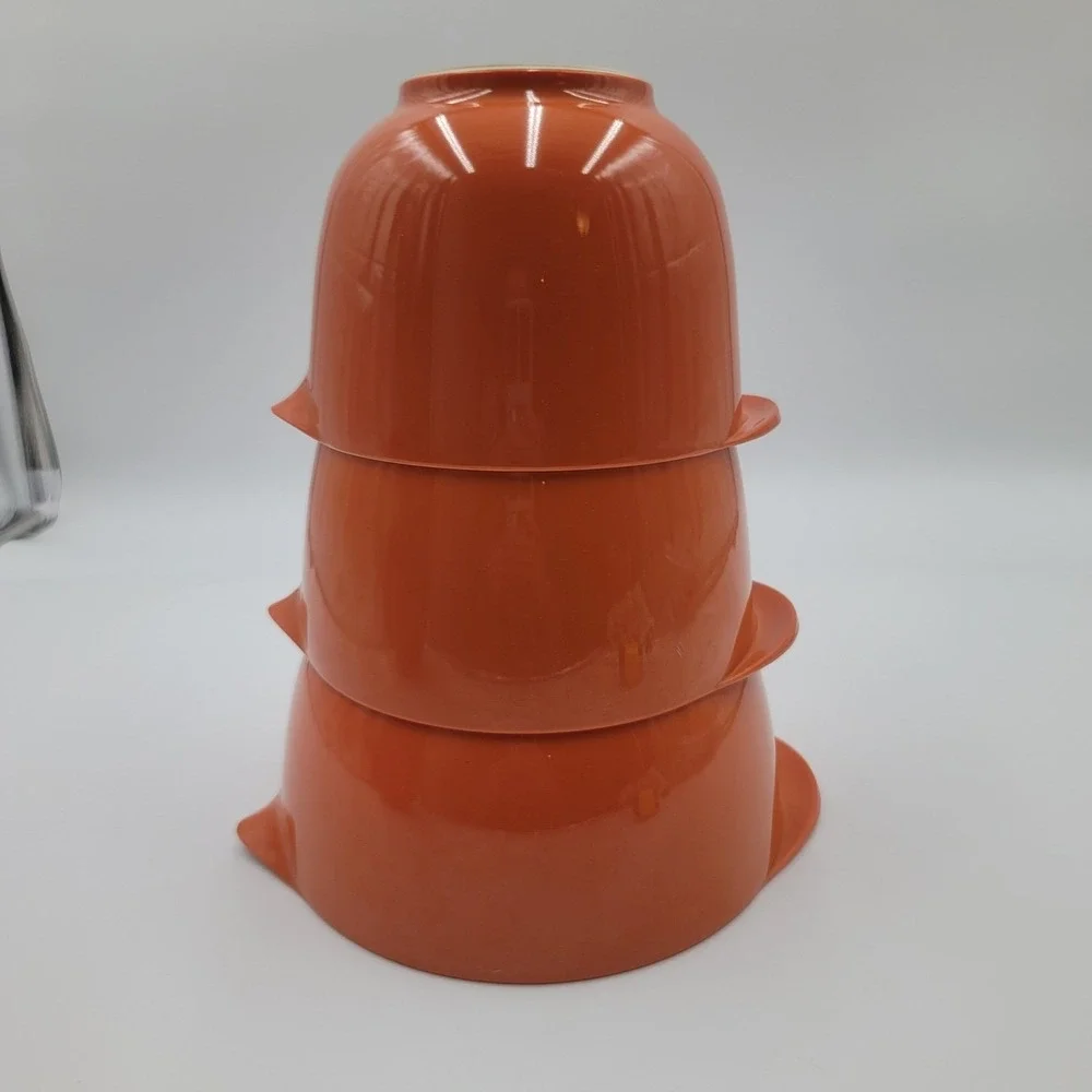 Orange‎ Melamine Nesting Mixing Bowl Set with Pour Spout 3 Piece Set